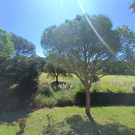 Appartement Property On Golf